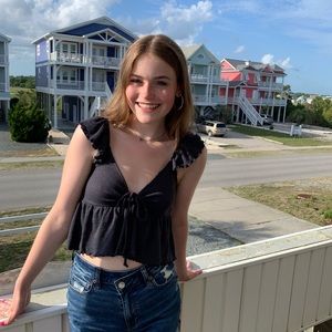 Meet your Posher, Catherine